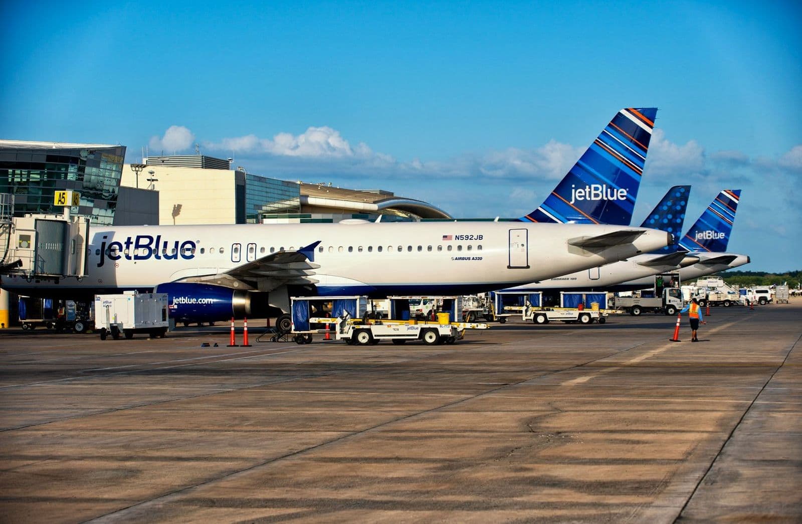 JetBlue Expands Puerto Rico Routes, Boosting Airlift to Aguadilla, Ponce and San Juan