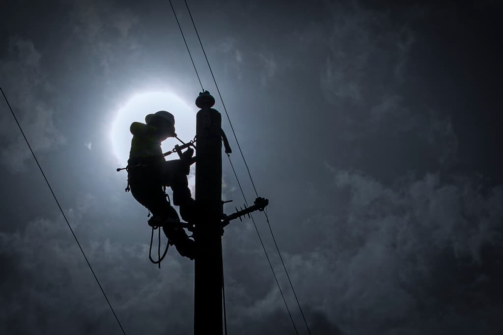 PREPA Board Approves 22 Renewable Energy and Battery Contracts