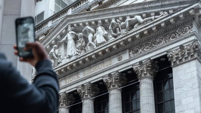 Wall Street Ends Holiday Shortened Week Higher as Fed Holds Rates ...