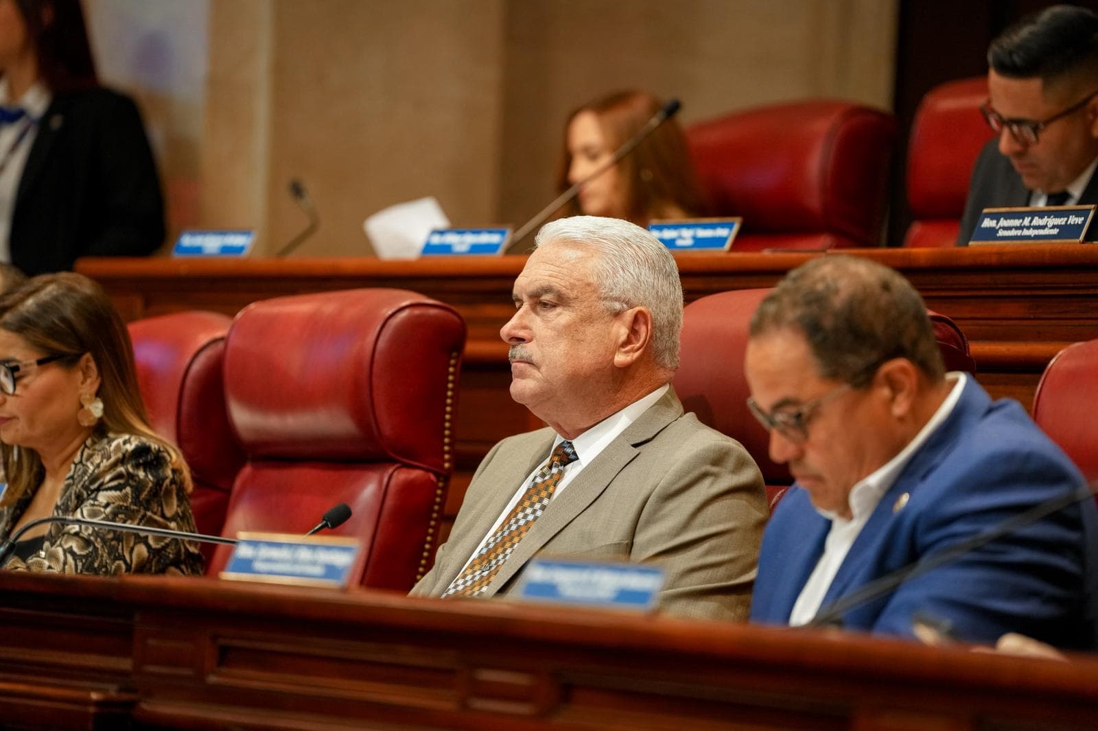 Rivera Schatz Pushes to Approve Permitting Reform as Coastal Definition Fight Sharpens