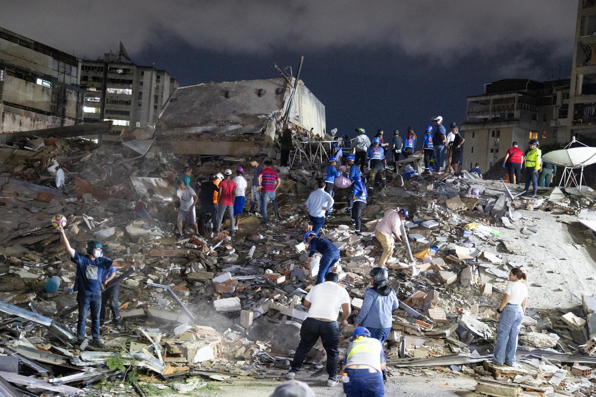 U.S. Deploys Search-and-Rescue Teams to Venezuela After Deadly Earthquakes
