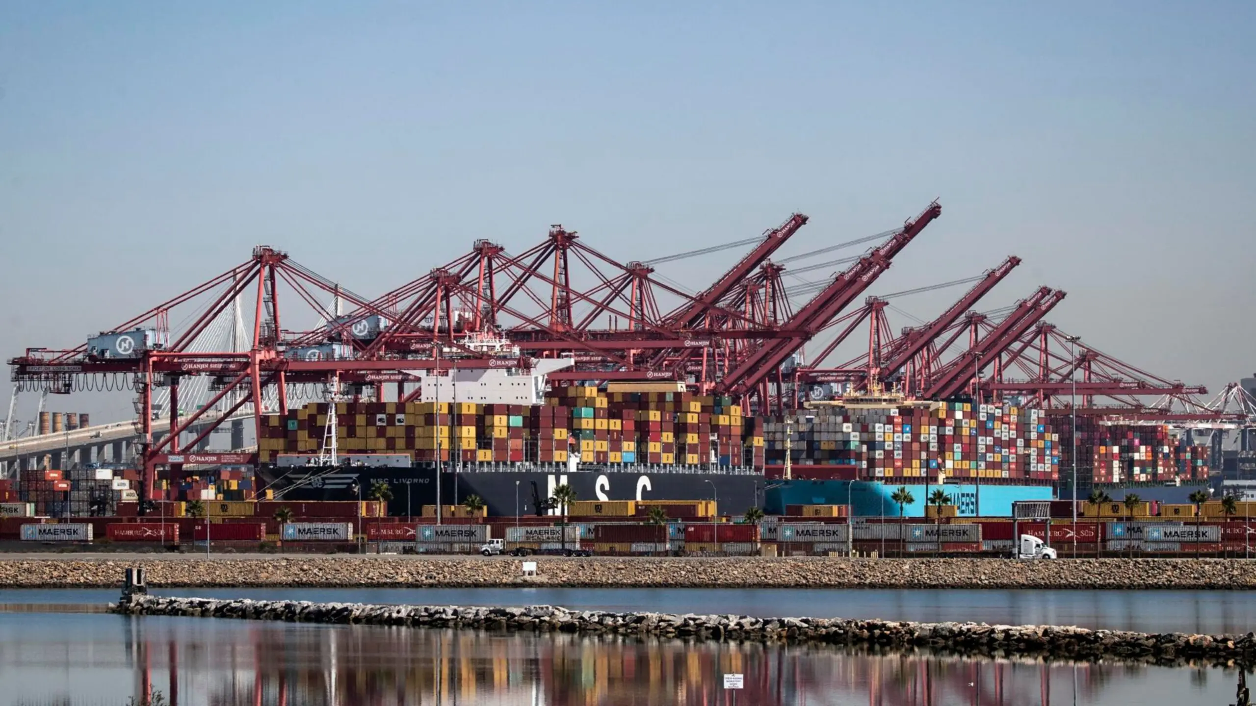 U.S. June Trade Deficit Falls to $73.3 Billion